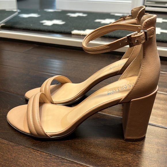 Reaction Kenneth Cole Lolita Strappy Heels size 9 - Picture 2 of 11